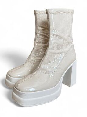 Free People double stack cream patent leather platform boots size 38.5